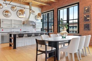49 Melcher St PH501, Boston, MA 02210