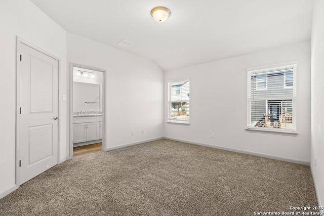 7620 Magnolia Vlg Unit 102, San Antonio, TX 78252