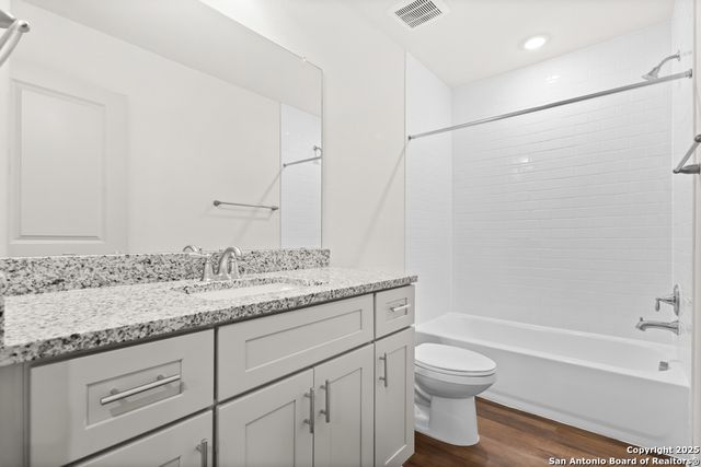 7620 Magnolia Vlg Unit 102, San Antonio, TX 78252