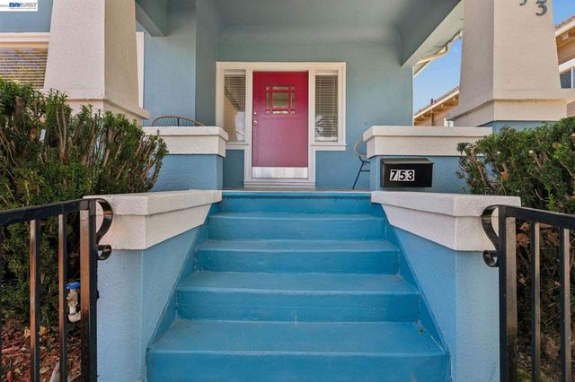 753 55Th St, Oakland, CA 94609