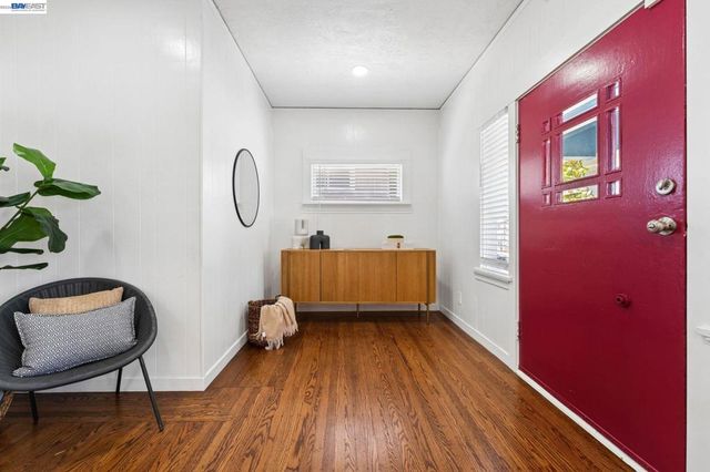 753 55Th St, Oakland, CA 94609