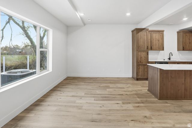 1279 S 985 E, Ogden, UT 84404