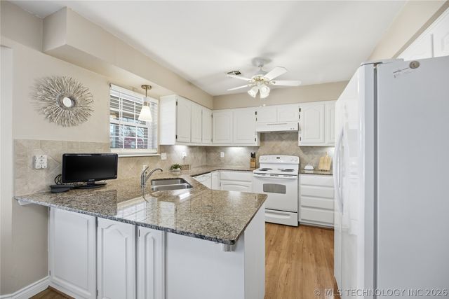 2601 Westwood Drive, Claremore, OK 74017