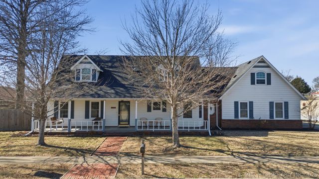 2601 Westwood Drive, Claremore, OK 74017