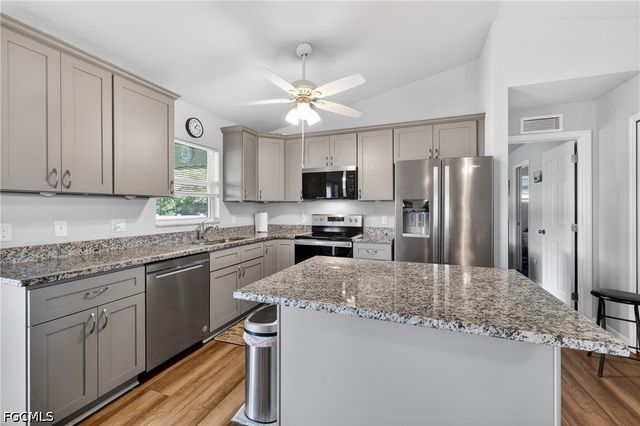 1904 NW Embers TER, Cape Coral, FL 33993