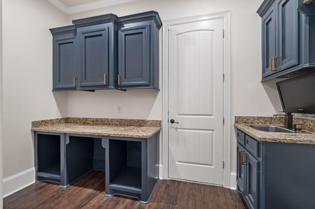 3422 Woodbine Drive, Fulshear, TX 77441