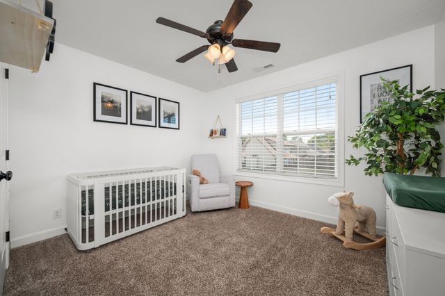 689 Fox Hound Dr, Clarksville, TN 37040