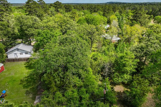 164 Lakeland Rd, Huntsville, TX 77340