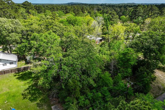 164 Lakeland Rd, Huntsville, TX 77340