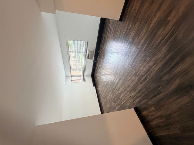 7337 S South Shore Drive 326, Chicago, IL 60649