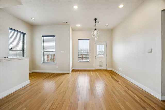 1902 Fletcher Street, Houston, TX 77009