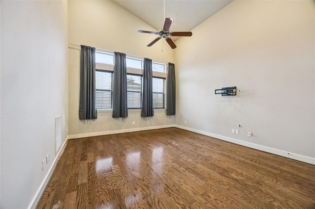 1902 Fletcher Street, Houston, TX 77009