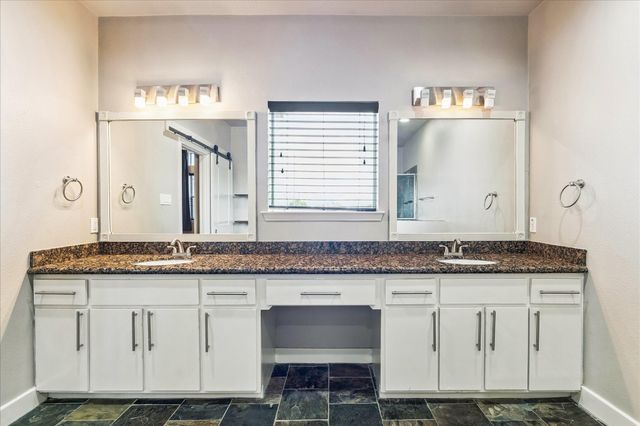 1902 Fletcher Street, Houston, TX 77009