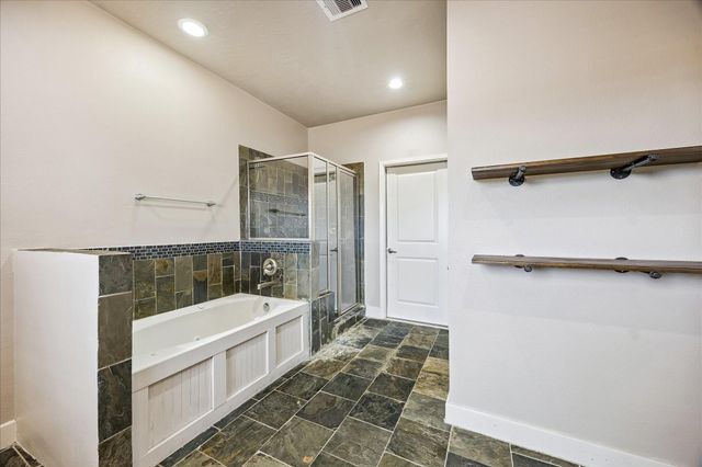 1902 Fletcher Street, Houston, TX 77009