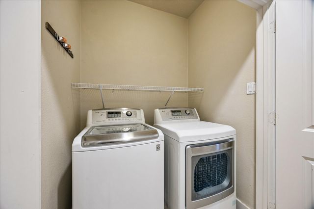 1902 Fletcher Street, Houston, TX 77009