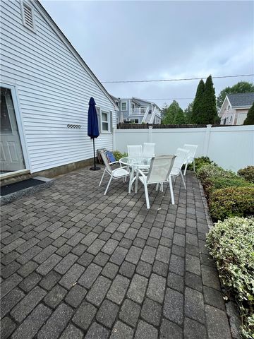101 Briarwood Avenue A, Middletown, RI 02842