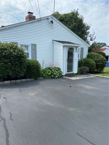 101 Briarwood Avenue A, Middletown, RI 02842