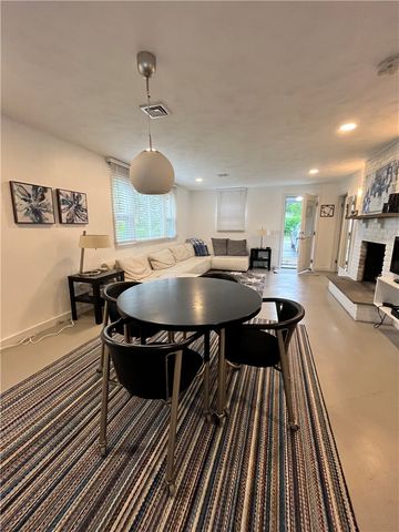 101 Briarwood Avenue A, Middletown, RI 02842