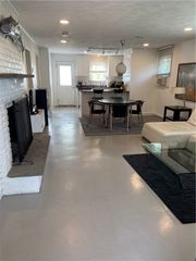 101 Briarwood Avenue A, Middletown, RI 02842