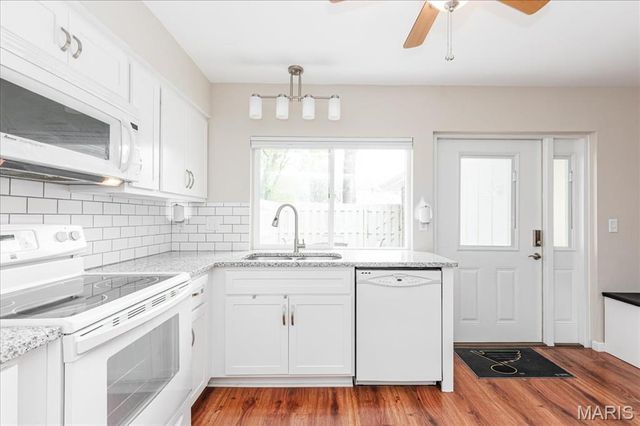 13438 Forestlac Drive, St Louis, MO 63141