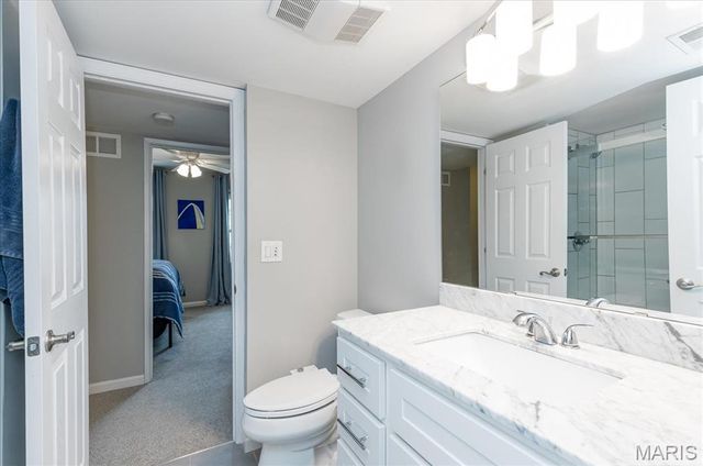 13438 Forestlac Drive, St Louis, MO 63141