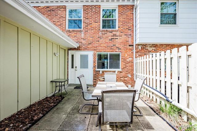 13438 Forestlac Drive, St Louis, MO 63141