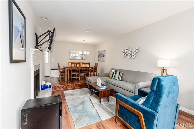 13438 Forestlac Drive, St Louis, MO 63141