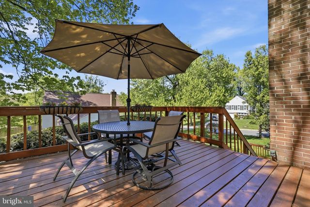 10 WANDERING TRAIL, Potomac, MD 20854