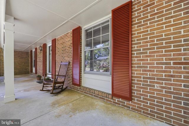 10 WANDERING TRAIL, Potomac, MD 20854