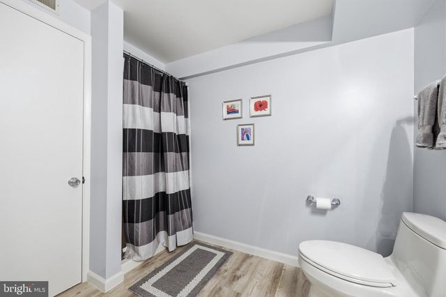 10 WANDERING TRAIL, Potomac, MD 20854