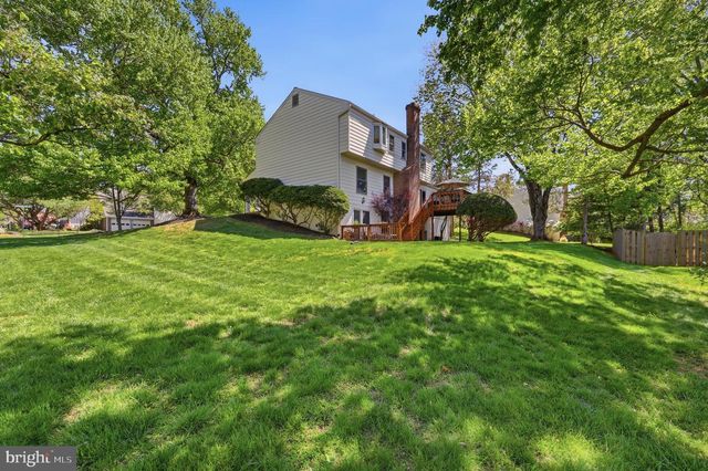 10 WANDERING TRAIL, Potomac, MD 20854