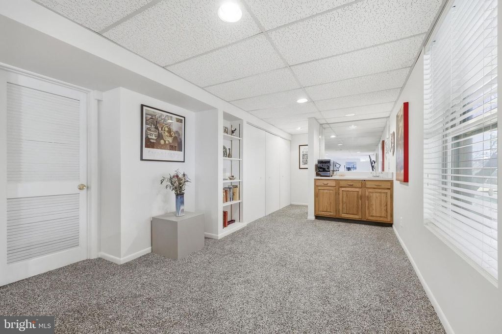 Image 49 of property listing at 10 WANDERING TRAIL, Potomac, MD 20854