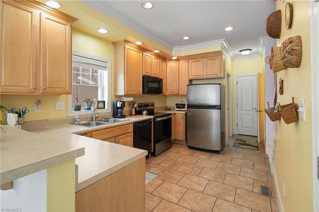 135 Stratford Lane, Boone, NC 28607