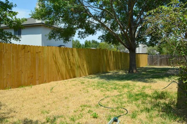 18 Azalea DR, Georgetown, TX 78626