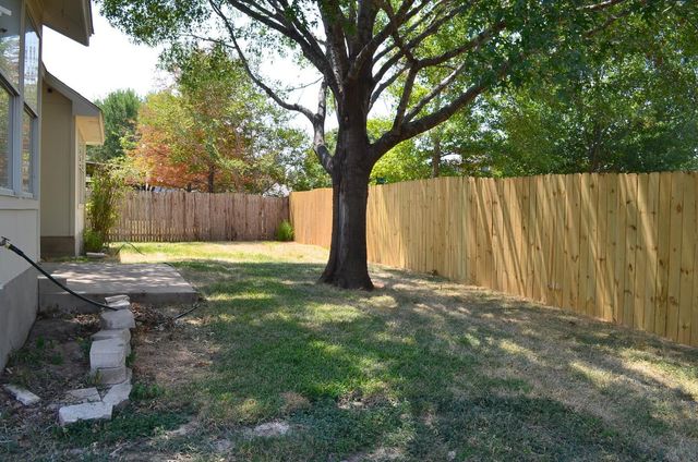 18 Azalea DR, Georgetown, TX 78626
