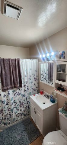 1917 Lohengrin, Los Angeles, CA 90047