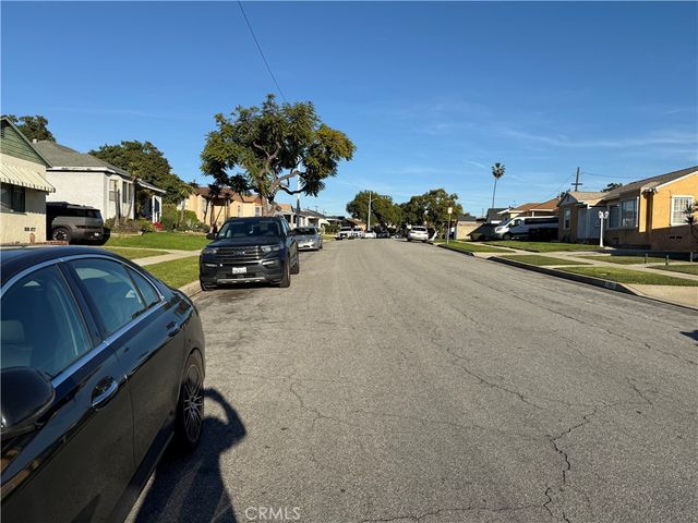 1917 Lohengrin, Los Angeles, CA 90047