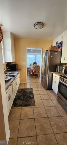 1917 Lohengrin, Los Angeles, CA 90047