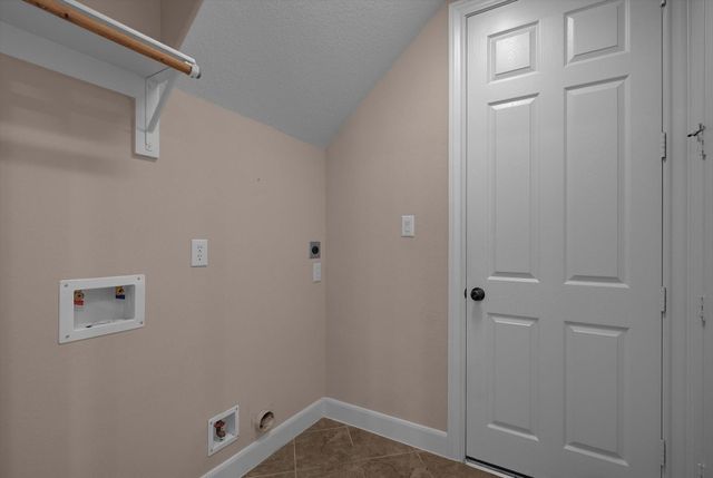 21055 Williams Creek Drive, Porter, TX 77365