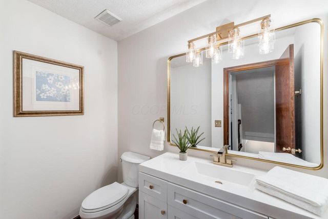 5701 Forest Grove Avenue, Westerville, OH 43081