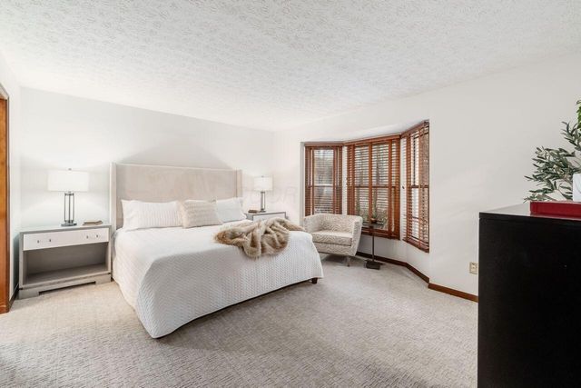 5701 Forest Grove Avenue, Westerville, OH 43081