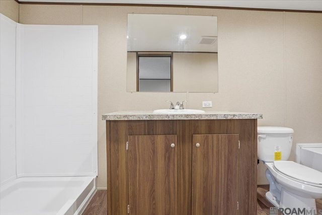 24420 Alivia C Road, Livingston, LA 70454