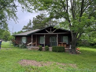 1509 Pawnee Avenue, Hartshorne, OK 74547