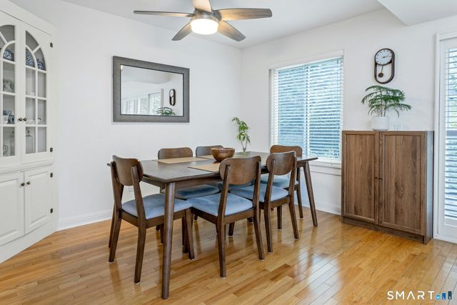 7 Glen Ridge 7, Wilton, CT 06897