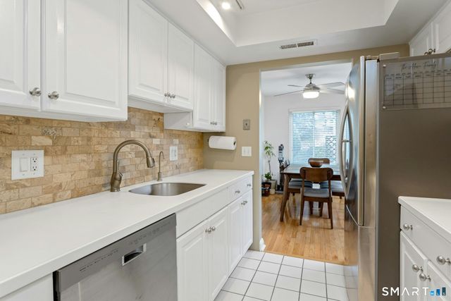 7 Glen Ridge 7, Wilton, CT 06897