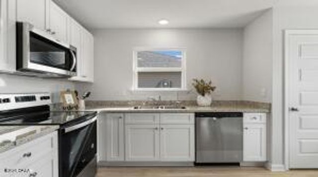 3986 Horizon Avenue, Chipley, FL 32428