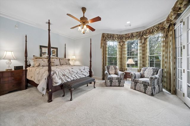 15 Golf Links Court, Kingwood, TX 77339