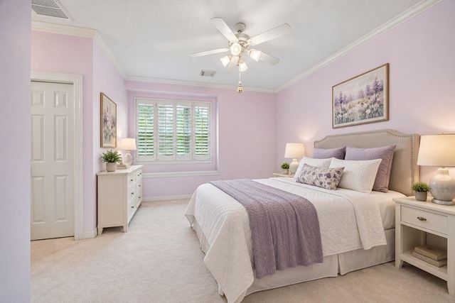 15 Golf Links Court, Kingwood, TX 77339