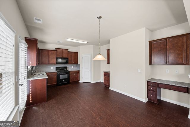 23 Miles Drive SE, Cartersville, GA 30120