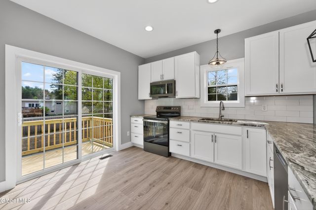 7B Parkview Avenue, Queensbury, NY 12804